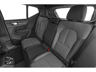 2025 Volvo XC40 B5 Ultra Dark Theme