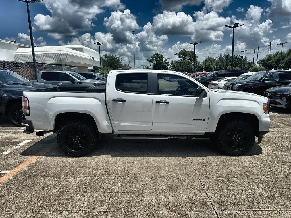2022 GMC Canyon 4WD AT4 w/Leather