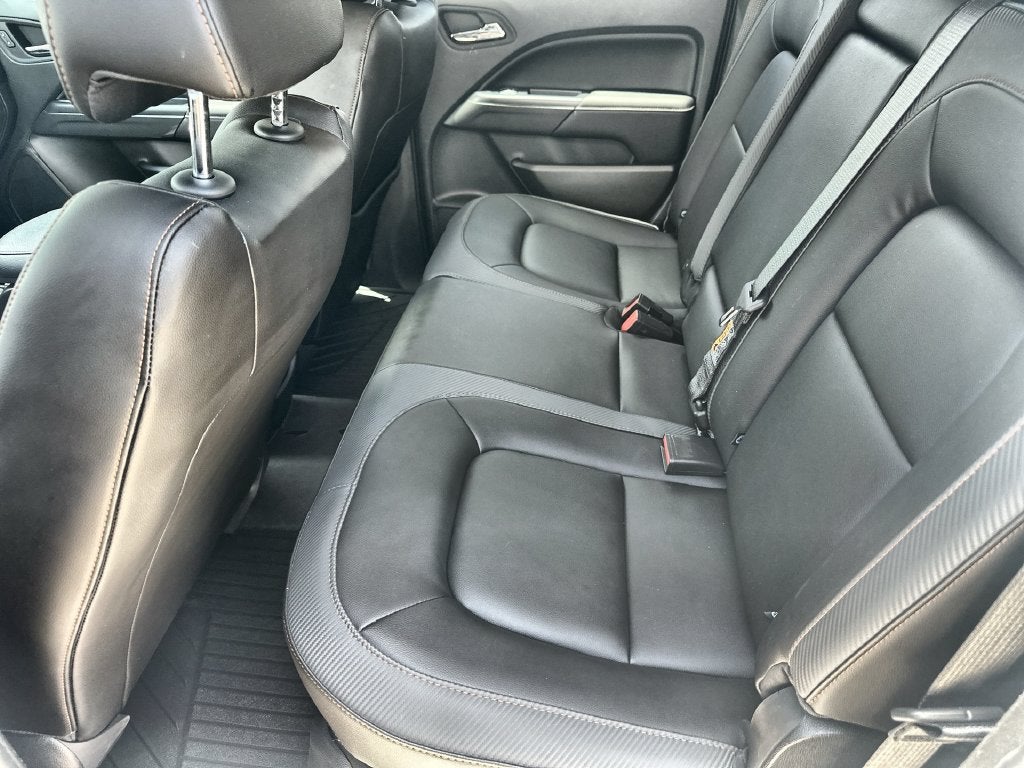 2022 GMC Canyon 4WD AT4 w/Leather