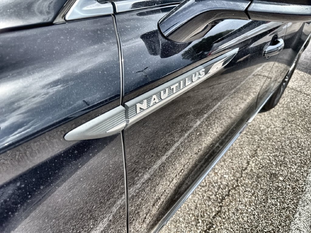 2021 Lincoln Nautilus Standard