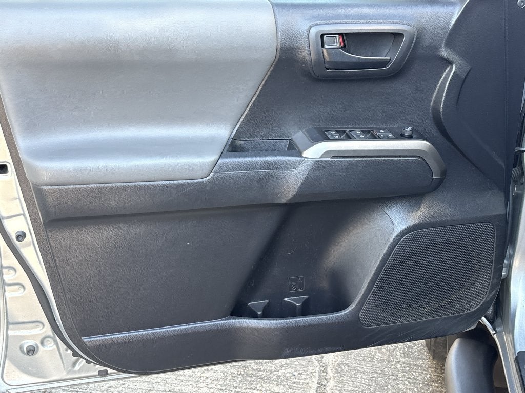 2023 Toyota Tacoma 2WD SR5