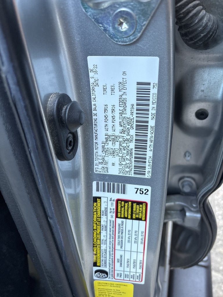 2023 Toyota Tacoma 2WD SR5