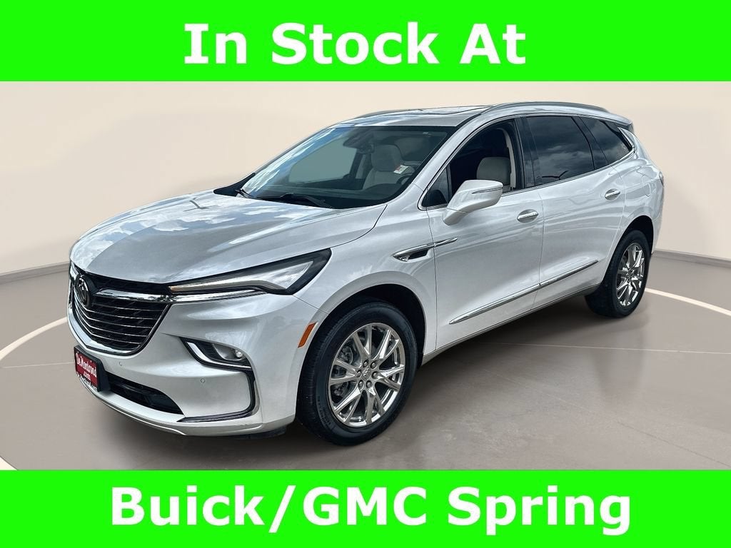 2023 Buick Enclave Essence