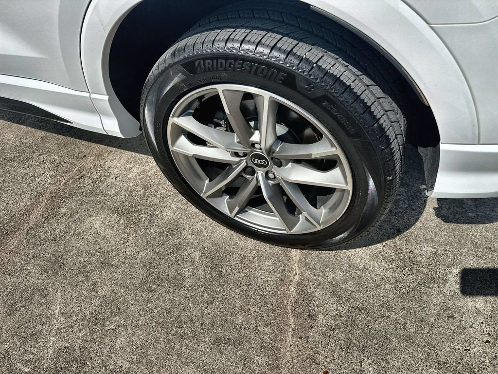 2021 Audi Q3 S line Premium