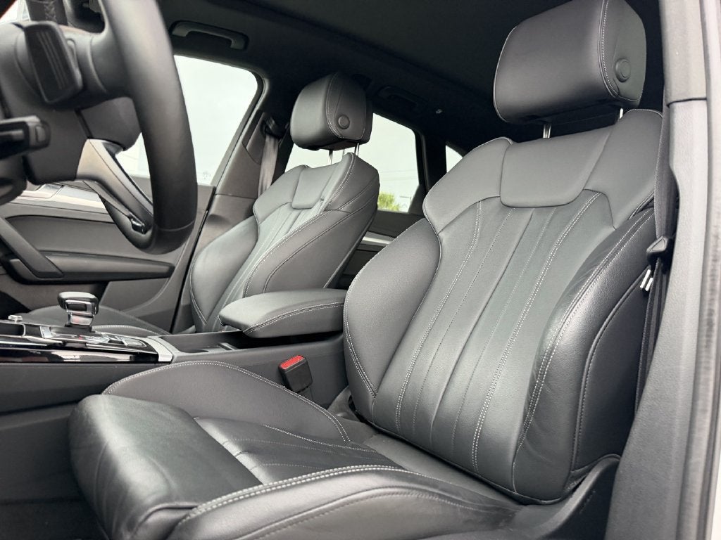 2025 Audi Q5 S line Premium