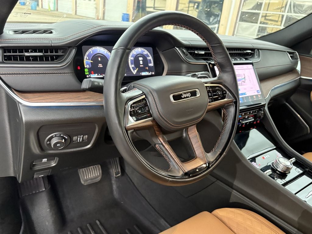 2025 Jeep Grand Cherokee L Summit