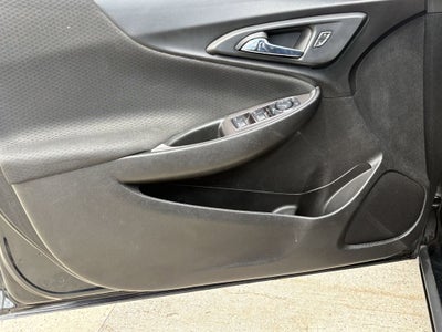 2022 Chevrolet Malibu LS 1LS