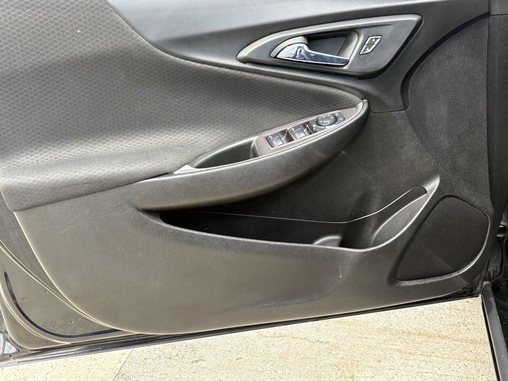 2022 Chevrolet Malibu LS 1LS