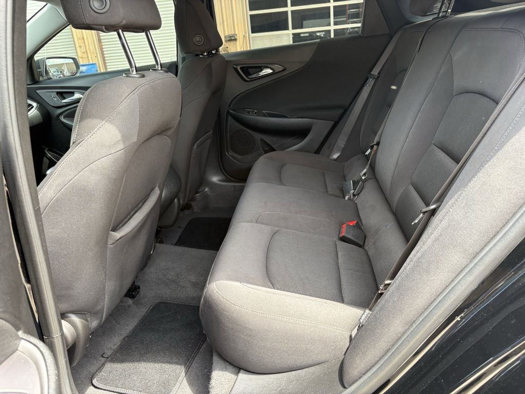 2022 Chevrolet Malibu LS 1LS