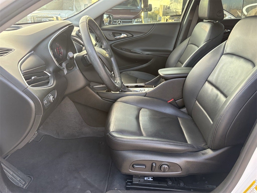 2023 Chevrolet Malibu LT 2LT