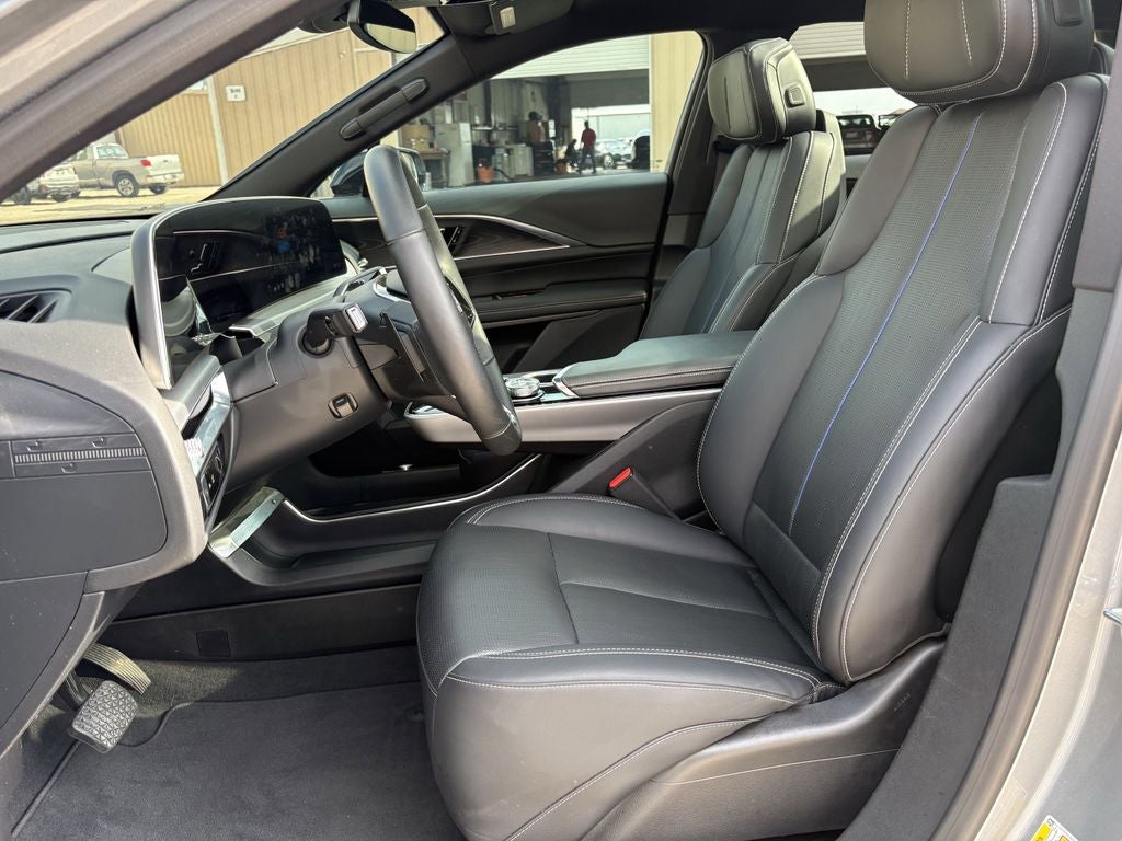 2024 Cadillac LYRIQ Luxury