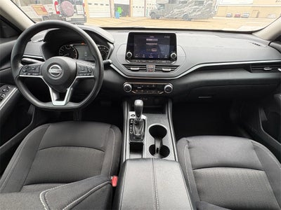 2022 Nissan Altima 2.5 SV