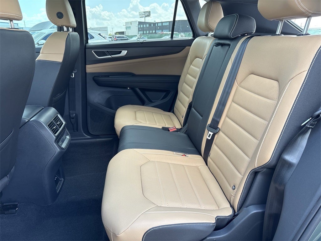 2026 Volkswagen Atlas Cross Sport 2.0T SEL R-Line Black