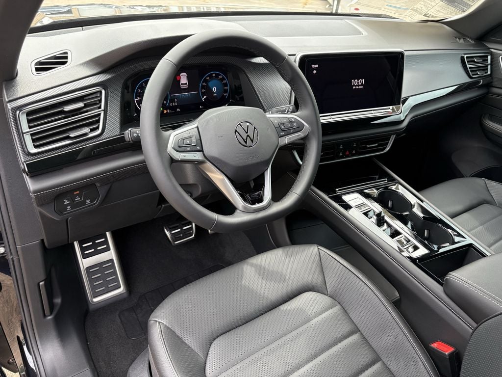 2026 Volkswagen Atlas Cross Sport 2.0T SEL R-Line Black