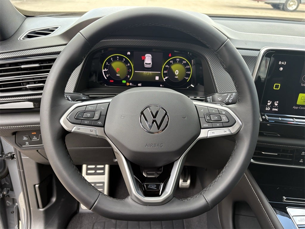 2026 Volkswagen Atlas Cross Sport 2.0T SEL R-Line Black