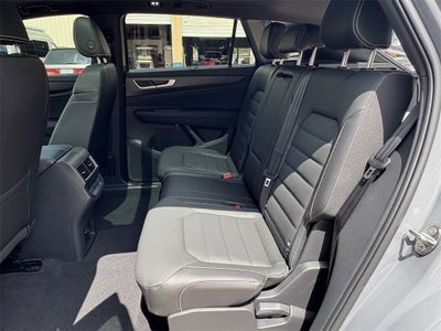 2026 Volkswagen Atlas Cross Sport 2.0T SEL R-Line Black