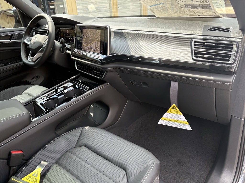 2026 Volkswagen Atlas Cross Sport 2.0T SEL R-Line Black