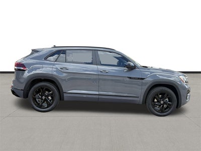 2026 Volkswagen Atlas Cross Sport 2.0T SEL R-Line Black
