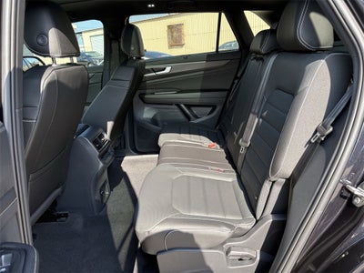 2026 Volkswagen Atlas Cross Sport 2.0T SEL R-Line Black