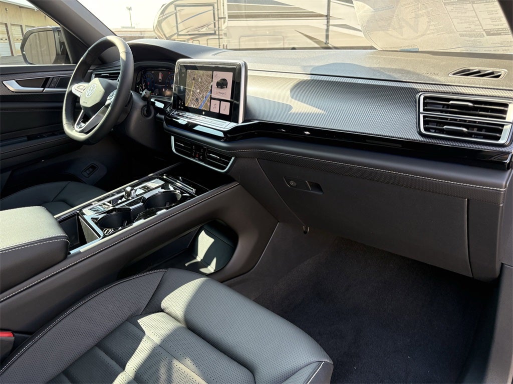 2026 Volkswagen Atlas Cross Sport 2.0T SEL R-Line Black