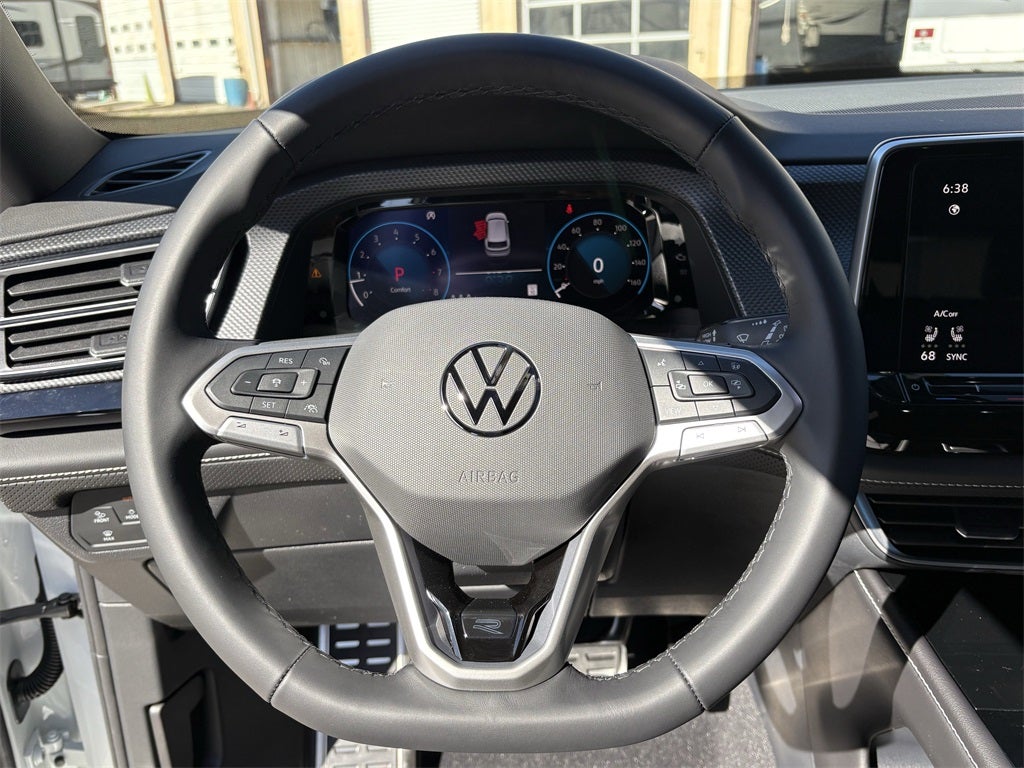 2026 Volkswagen Atlas Cross Sport 2.0T SEL R-Line Black