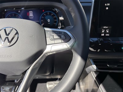 2026 Volkswagen Atlas Cross Sport 2.0T SEL R-Line Black