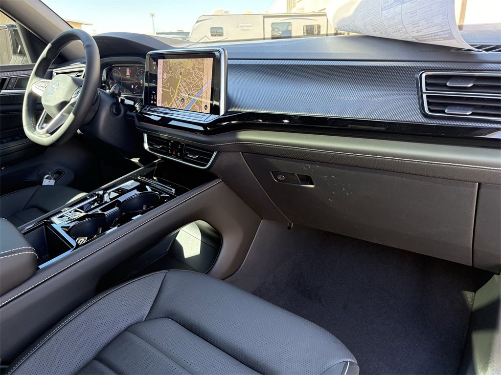 2026 Volkswagen Atlas Cross Sport 2.0T SEL R-Line Black