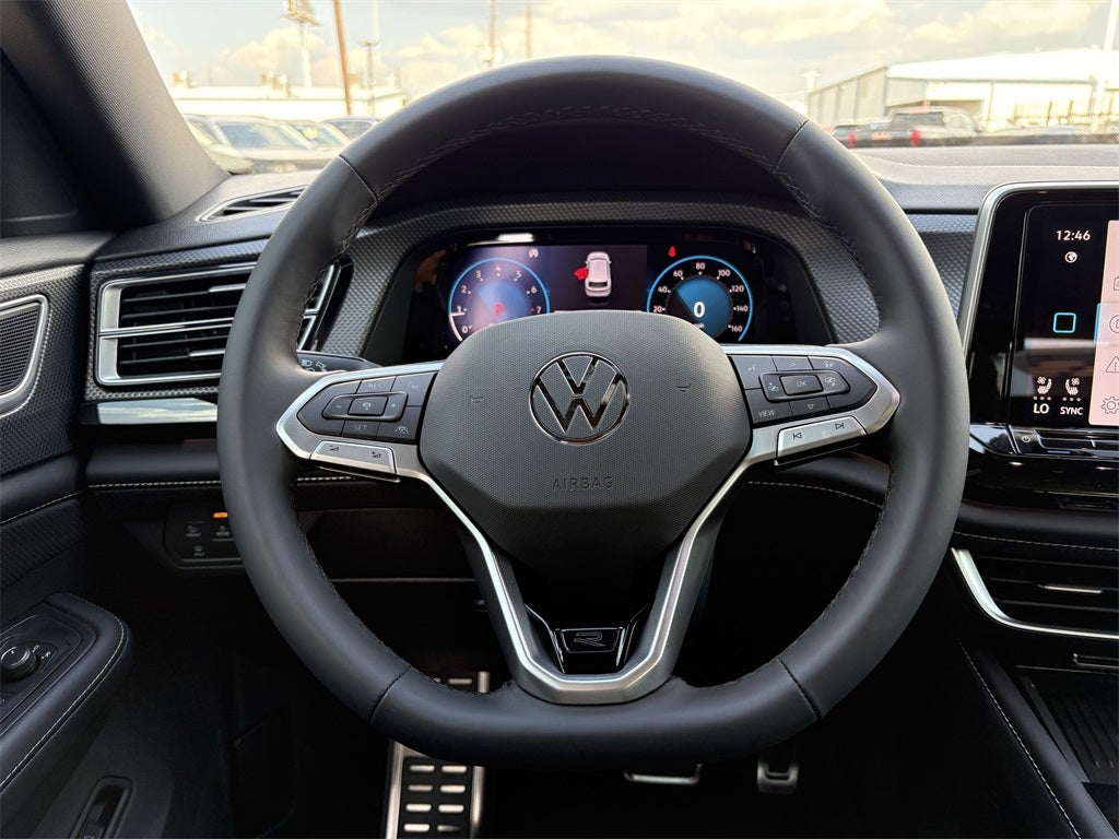2026 Volkswagen Atlas Cross Sport 2.0T SEL R-Line Black