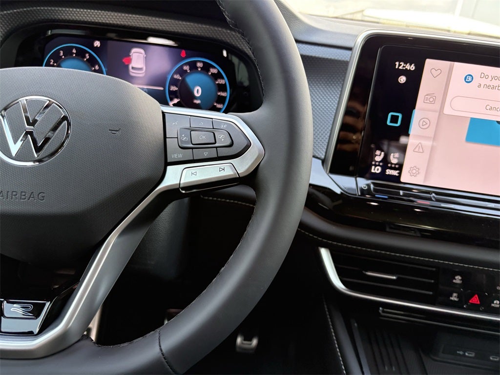 2026 Volkswagen Atlas Cross Sport 2.0T SEL R-Line Black