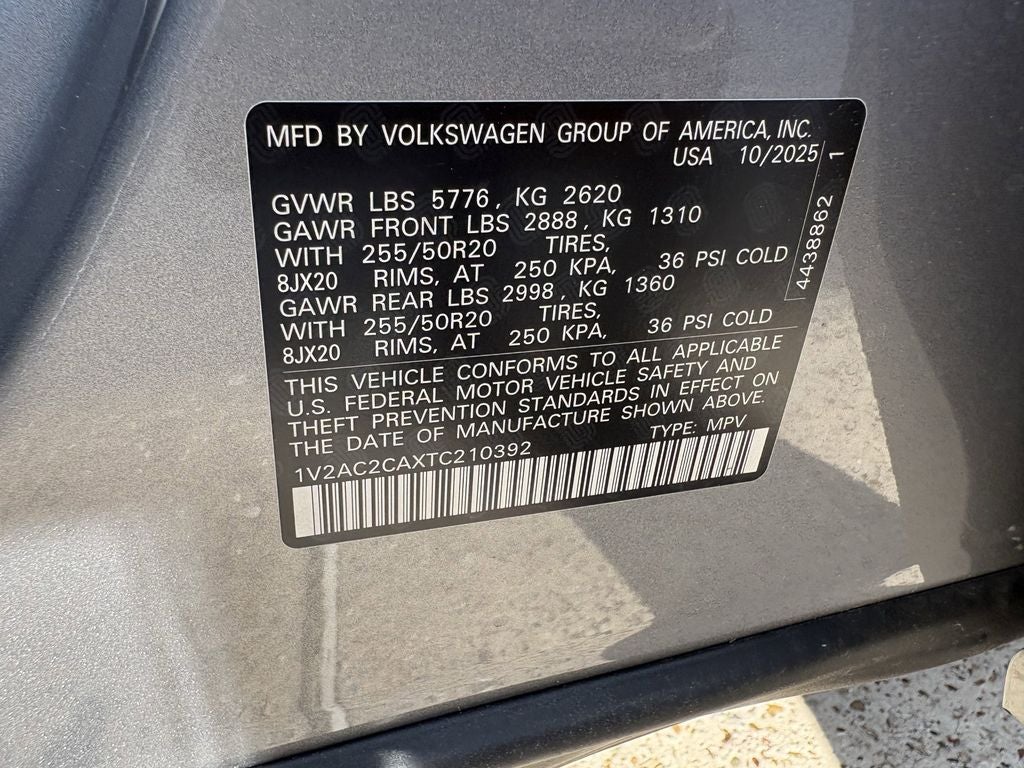 2026 Volkswagen Atlas Cross Sport 2.0T SEL R-Line Black