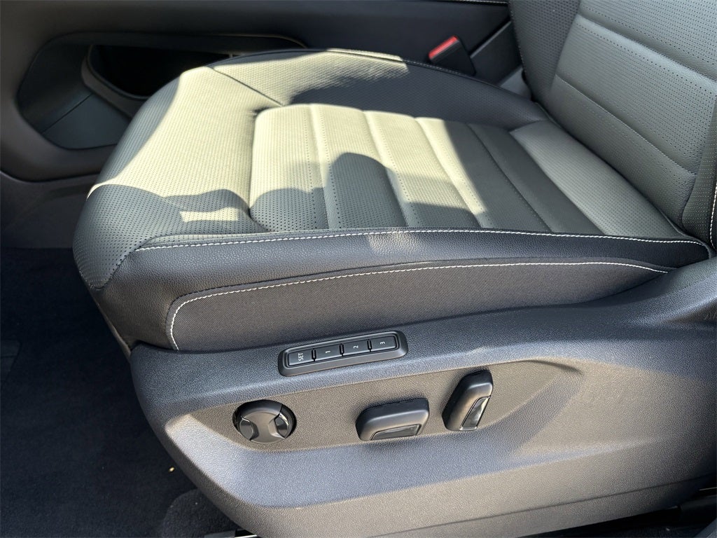 2026 Volkswagen Atlas Cross Sport 2.0T SEL