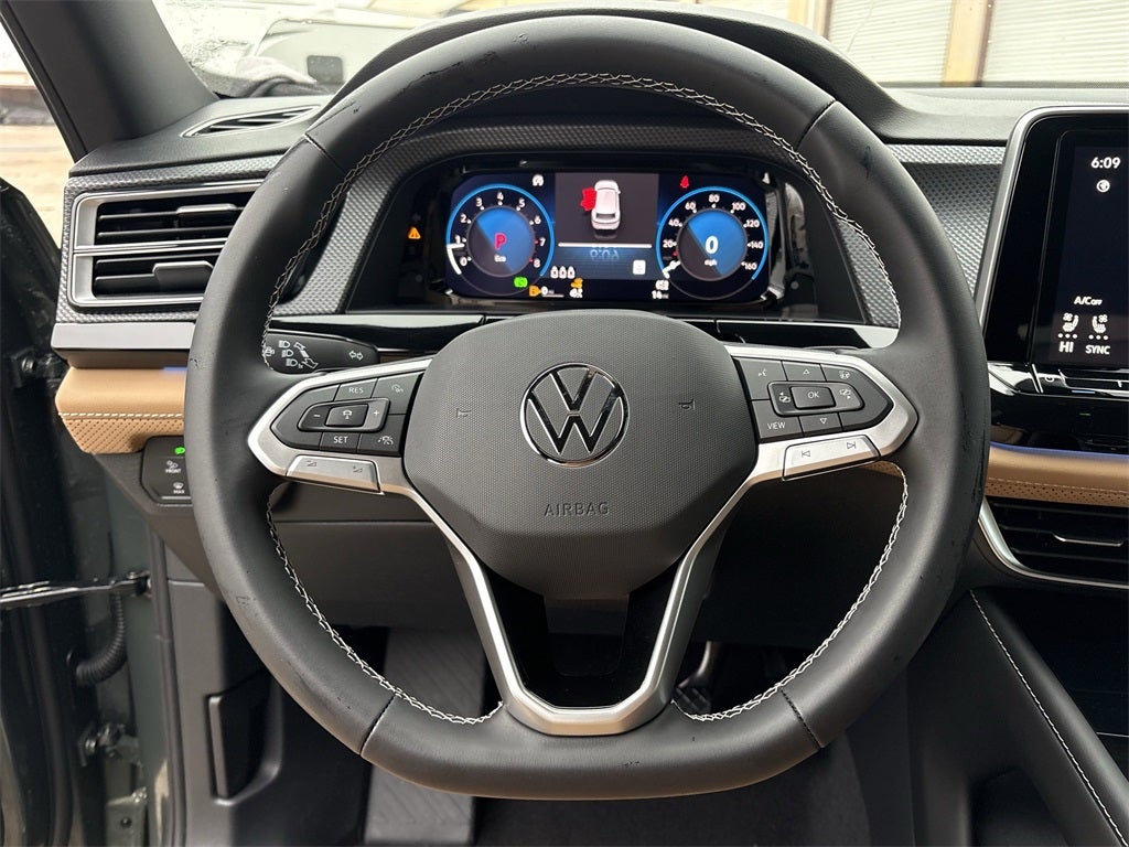 2026 Volkswagen Atlas Cross Sport 2.0T SEL