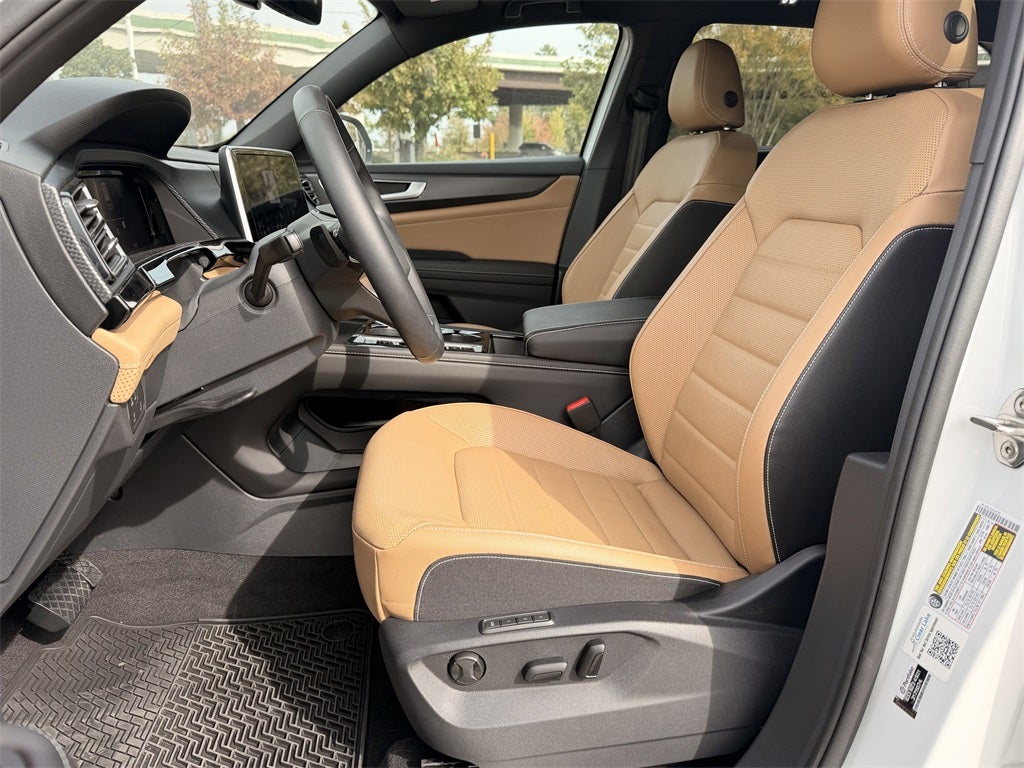 2025 Volkswagen Atlas Cross Sport 2.0T SEL 4 MOTION