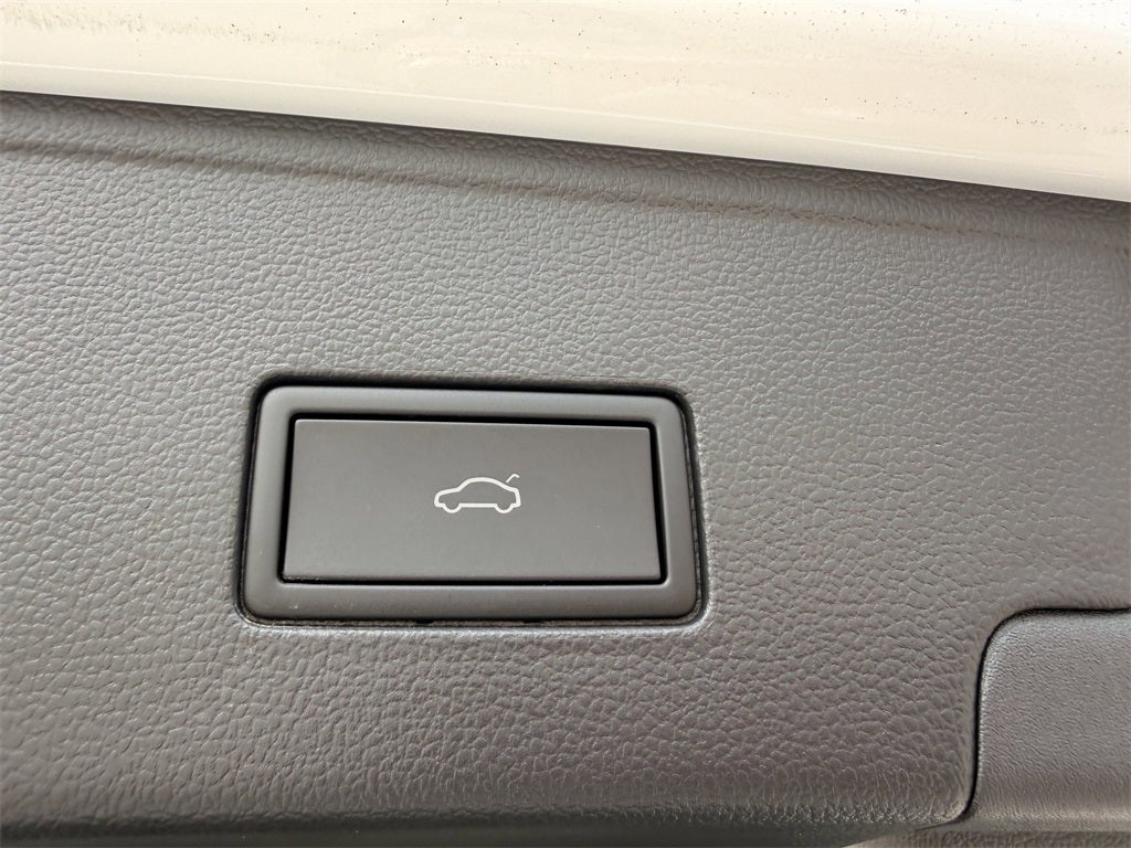 2025 Volkswagen Atlas Cross Sport 2.0T SEL 4 MOTION