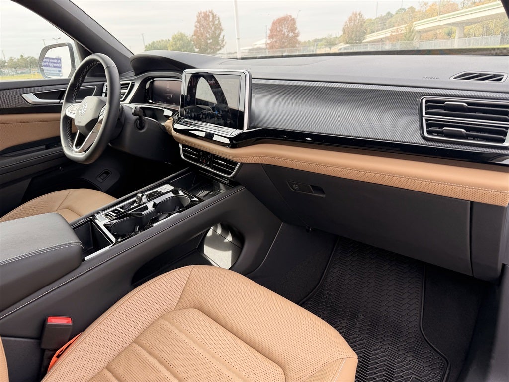 2025 Volkswagen Atlas Cross Sport 2.0T SEL 4 MOTION