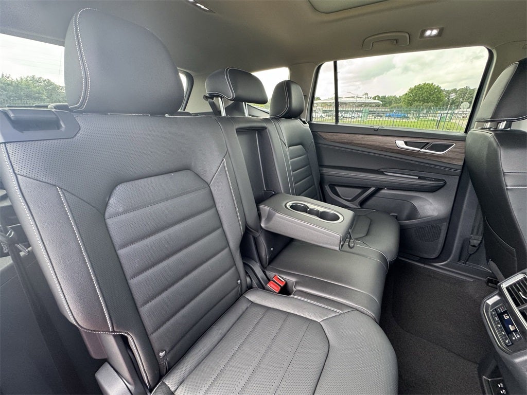 2025 Volkswagen Atlas 2.0T SEL