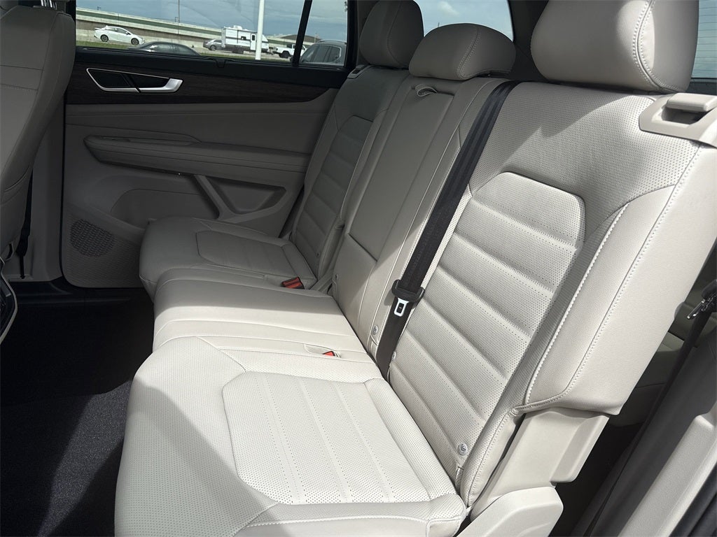 2025 Volkswagen Atlas 2.0T SEL