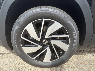 2025 Volkswagen Atlas 2.0T SEL