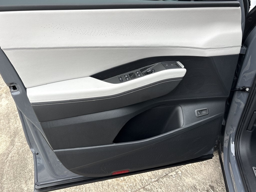 2027 Volkswagen Atlas 2.0T SEL