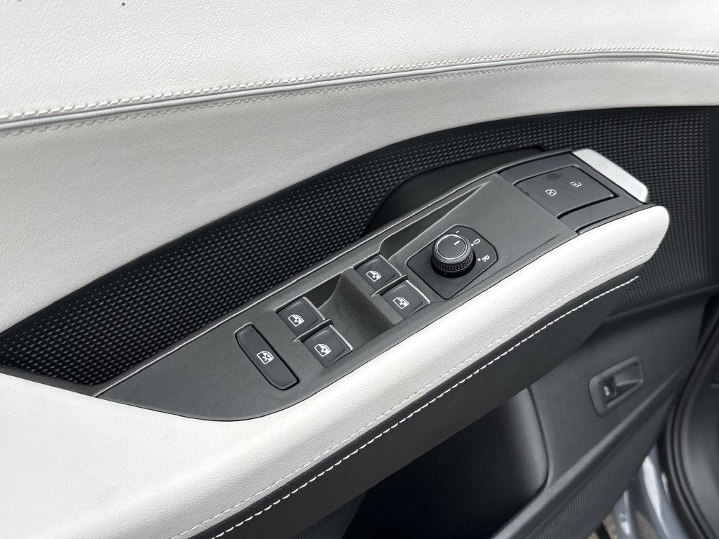 2027 Volkswagen Atlas 2.0T SEL