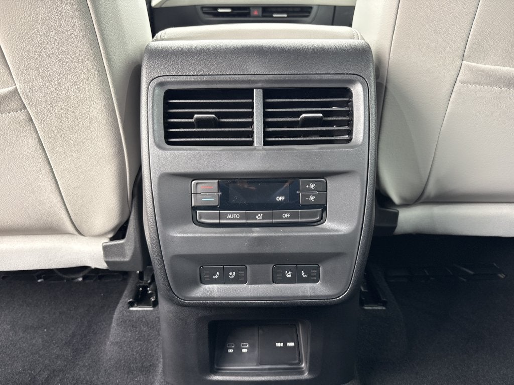 2027 Volkswagen Atlas 2.0T SEL