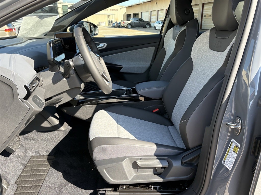 2025 Volkswagen ID.4 Pro