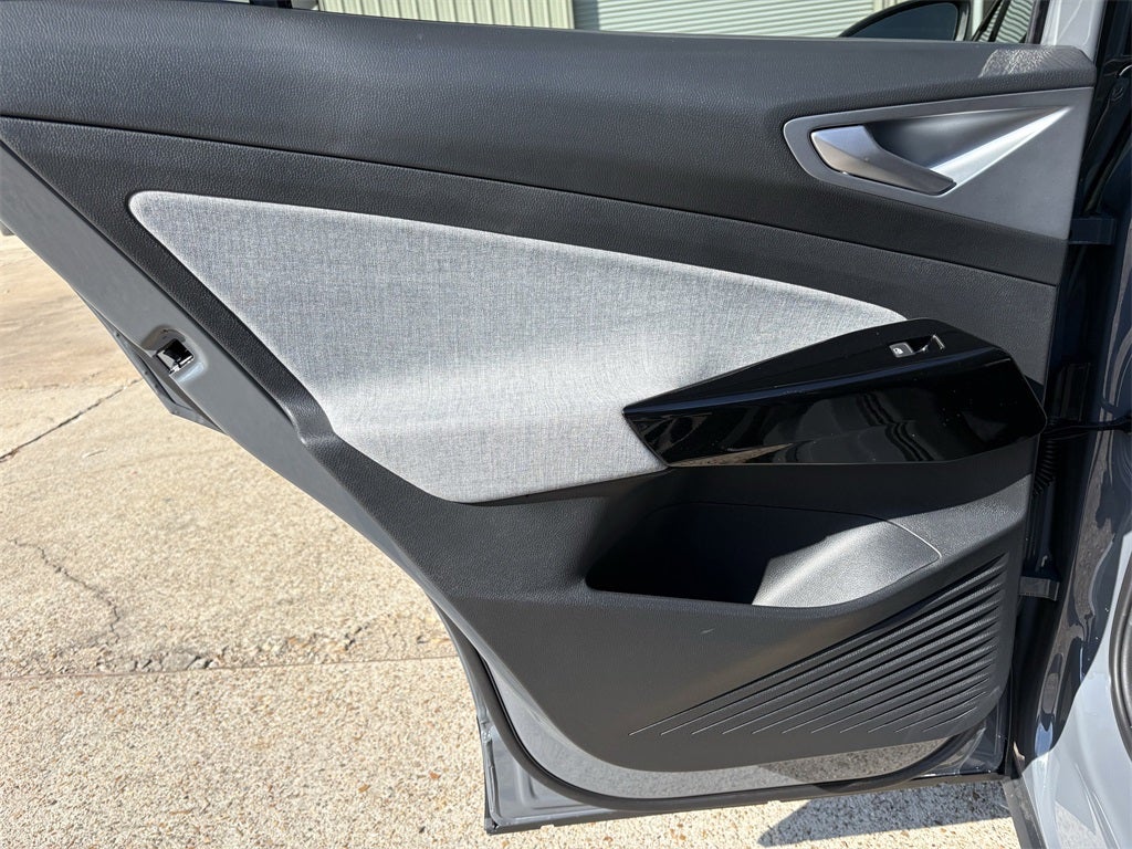 2025 Volkswagen ID.4 Pro