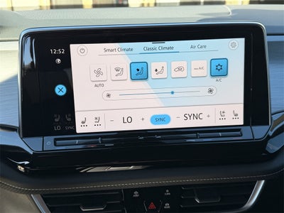 2026 Volkswagen Atlas Cross Sport 2.0T SE