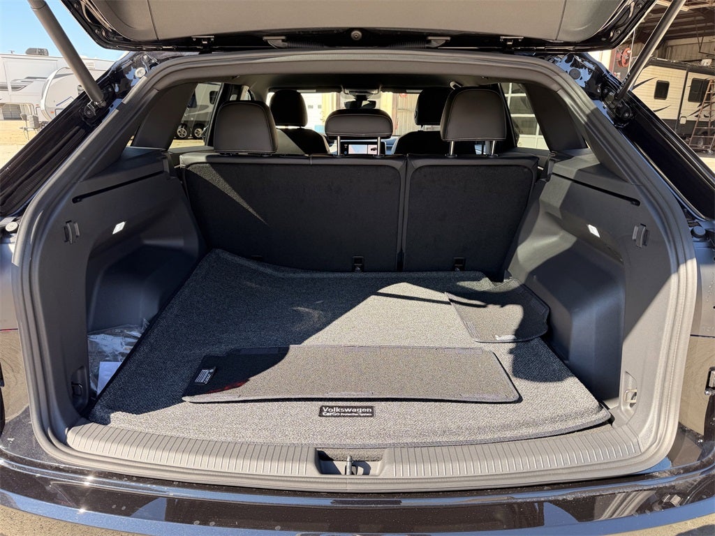 2026 Volkswagen Atlas Cross Sport 2.0T SE