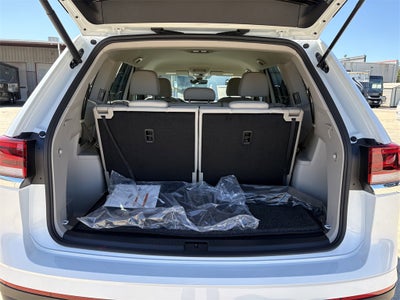 2026 Volkswagen Atlas 2.0T SE