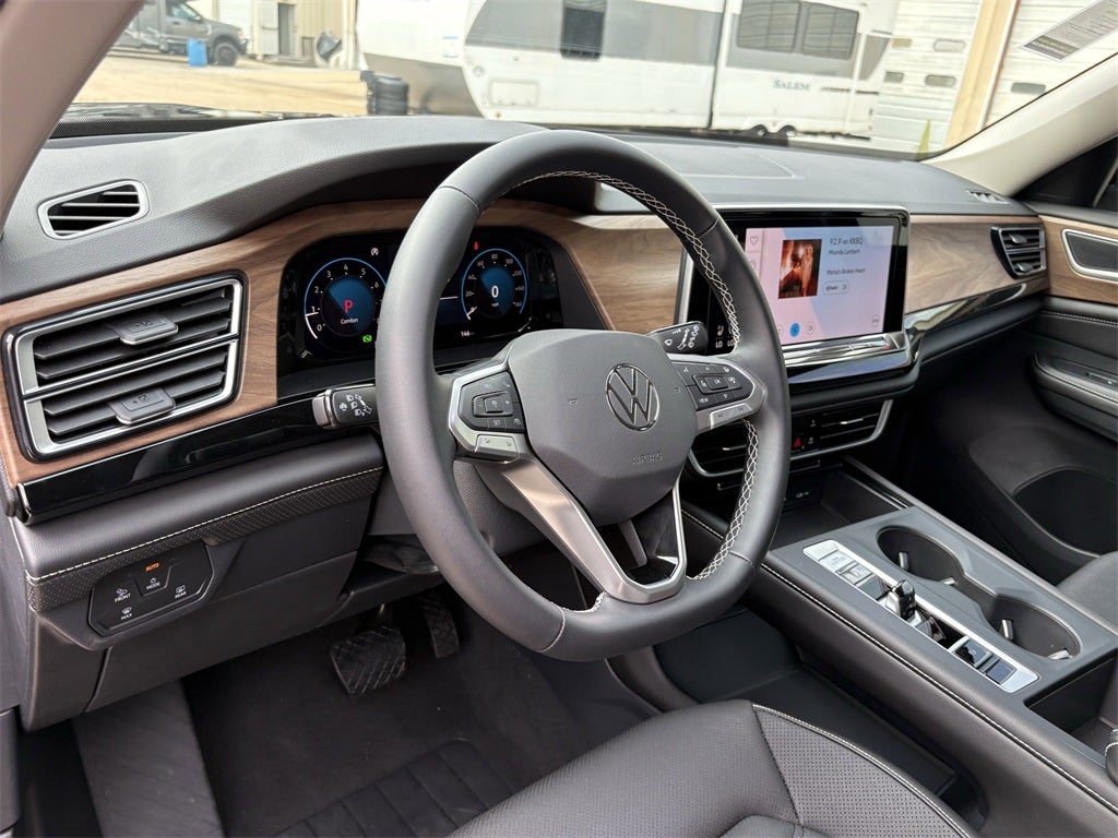 2026 Volkswagen Atlas 2.0T SE