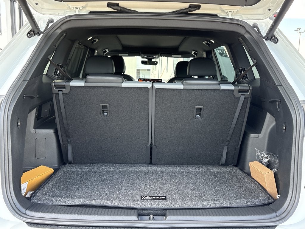 2027 Volkswagen Atlas 2.0T SEL