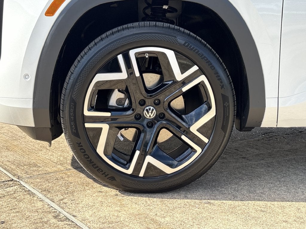 2027 Volkswagen Atlas 2.0T SEL