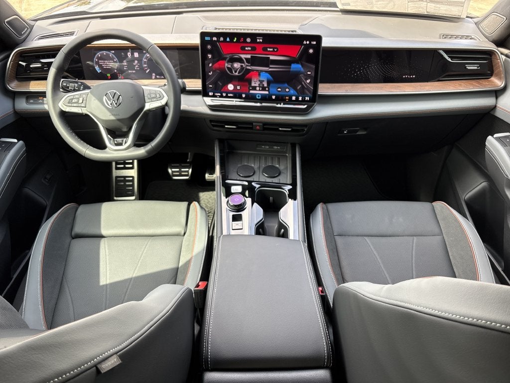 2027 Volkswagen Atlas 2.0T SEL